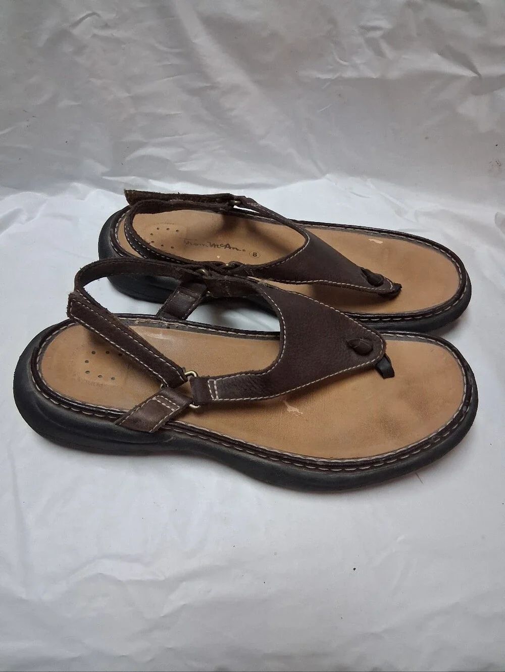 Thom McAn Dark Brown Leather Sandal with White Stitching Size 8 Preowned